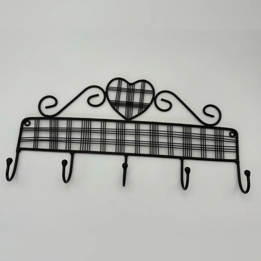 Heart Design Black Metal Wall Hook